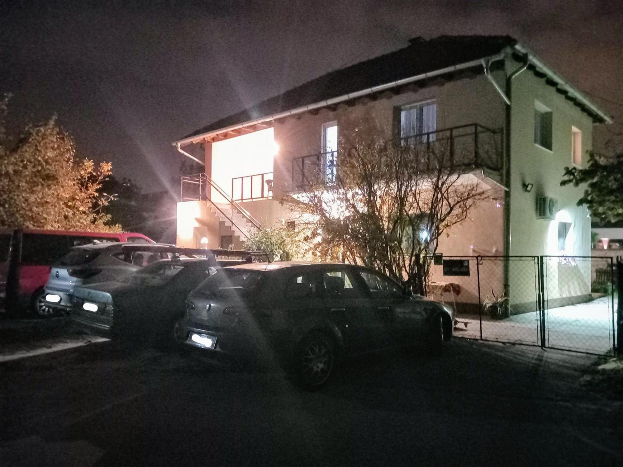 Rm Castell Apartments Novi Sad Exteriör bild